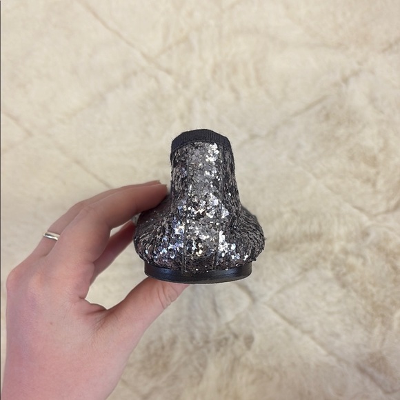 Women’s Flats, Tory Burch, Size 10, Gray & Silver, Sequins - Picture 6 of 6